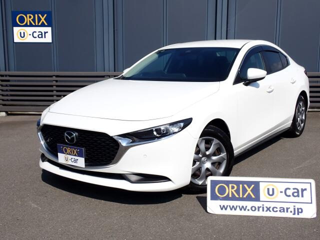 マツダ MAZDA3セダン 
