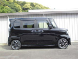 この度は、当社の展示車をご覧いただきまして、誠に有難うございます。自信をもってお勧めできる車となりますので、ごゆっくりご覧頂きたいと思います。