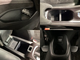 収納スペースや、ドリンクホルダーもついています。長距離ドライブで活躍する必需品ですね♪