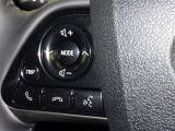 ステアリングスイッチ装備!運転しながら手元でオーディオの操作などができます。