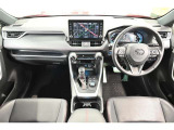 見通しのよいすっきりとした視界で、運転もしやすいです。