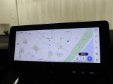 スマホをクルマとつなぐだけで、おなじみのアプリをディスプレイオーディオ上で気軽に使えるようになります。スマホと同じ感覚の画面タッチ操作はもちろん、ハンズフリー通話や各種機能を音声操作出来ます(^^)/
