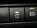 トラクションコントロールとは、すべりやすい路面での発進時や加速時にタイヤの空転を抑え、駆動力確保に貢献する機能です。詳細は販売店スタッフまでおたずねください。