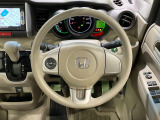 【ステアリングスイッチ】運転中、前方から目線をそらすことなく、オーディオ等の操作が可能な便利機能!安心&快適なドライブを演出してくれます♪