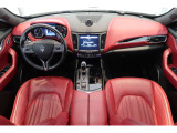 レヴァンテ 3.0 4WD 