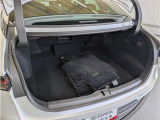 トランクルームもしっかりとしたスペースが御座いますよ! 意外と奥行きが深くかなりの量のお荷物を積み込むことが出来ます!