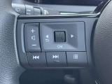 ■ステアリングスイッチ■ハンドル手元でオーディオの操作が簡単に出来ます。運転中でもナビまで手を伸ばさずに操作が出来て安心です。