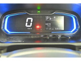 センターにマルチインフォメーションディスプレイ搭載により、車の走行状態が、一目で確認できます。