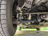 お車を安心してお乗りいただく為には、足回りの定期点検が欠かせません。サービスサポート(有償保証)では無料点検もご提供しており、安心のカーライフをお過ごしいただけるサポート体制が整っています。