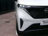 LEDヘッドランプ装備で、明るく安全に夜道もサポートしてくれます。