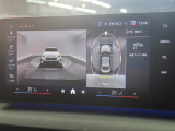 【アラウンドビューモニター】バックカメラに加え、360度のカメラで駐車も楽々。駐車が苦手な方でも安心してお乗りいただけます。