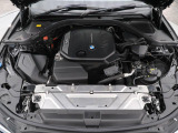 安心のBMW認定中古車は100項目の箇所を徹底的にチェック致します。機械的な箇所や電気系、コンピューターなどをご納車前に点検し、交換基準に達した部品は全て新品に修理返品した後にご納車致します。