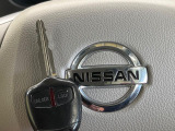 【キーレス】少し離れた場所からでもボタン一つでドアの開錠・施錠ができるのでとっても便利!ドアの鍵穴周りに傷をつけることもありません♪