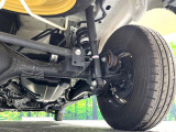 お車を安心してお乗りいただく為には、足回りの定期点検が欠かせません。サービスサポート(有償保証)では無料点検もご提供しており、安心のカーライフをお過ごしいただけるサポート体制が整っています。