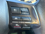 【全車速追従機能付クルーズコントロール】高速道路での長距離走行が楽に!!自動で速度を保つクルーズコントロールが、衝突軽減システムと連携し、前方の車両を感知して車間を保つように速度調節してくれます!!