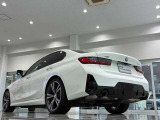BMWを熟知したメカニックよる100項目の納車前点検☆ドイツ本国と同様の教育・訓練を受けたBMW専門メカニックが100項目にも上るポイントを徹底的にチェックいたします。