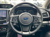 【純正革巻きステアリング】上質な革を使用することで、手にしっかり馴染みとても運転しやすいハンドルです♪