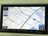 【ナビゲーション】目的地までしっかり案内してくれる使いやすいナビ。Bluetooth接続すればお持ちのスマホやMP3プレイヤーの音楽を再生可能!毎日の運転がさらに楽しくなります!!