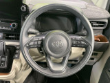 【純正革巻きステアリング】上質な革を使用することで、手にしっかり馴染みとても運転しやすいハンドルです♪
