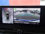 上からの視点で狭い駐車場への駐車などに役立つアラウンドビューモニターです♪