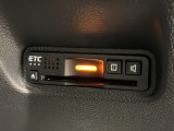 いまや快適なカーライフに欠かせないETCが付いています。