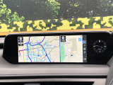 【10.3インチワイドナビ】高級感とインパクトのある大型ワイドナビを装備。各種オーディオ操作はもちろん、横長ワイド画面でのマップ2分割表示など、利便性も高いナビです♪