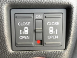 【両側パワースライドドア】スマートキーや運転席のスイッチで後席両側スライドドアの開閉が可能♪電動だから力を入れてドアを開ける必要が無く、小さなお子様でも簡単に開け閉めでき快適です♪