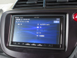 ナビゲーションパナソニックSDナビ(CN-HE01D)を装着しております。AM、FM、CD、DVD再生、Bluetooth、音楽録音再生、フルセグTVがご使用いただけます。