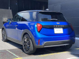 長期にわたる保証を実現。2年間のMINI NEXT保証と延長保証(別途費用)を合わせて最大4年間の保証。万一の故障に長期に備えることができ、ご安心してお乗り頂けます。(NEXT1年は1年距離無制限)