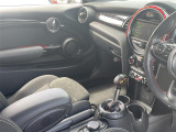 ◆全国納車可能です。納車方法及び費用につきましては、お気軽にコーディネーターまでご相談ください。遠方のご納車の際も我々がしっかりサポートさせて頂きます。お気軽にスタッフまでご相談下さい。