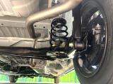 お車を安心してお乗りいただく為には、足回りの定期点検が欠かせません。サービスサポート(有償保証)では無料点検もご提供しており、安心のカーライフをお過ごしいただけるサポート体制が整っています。