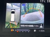 【アラウンドビューモニター】専用のカメラにより、上から見下ろしたような視点で360度クルマの周囲を確認することができます☆死角部分も確認しやすく、狭い場所での切り返しや駐車もスムーズに行えます。
