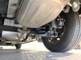 お車を安心してお乗りいただく為には、足回りの定期点検が欠かせません。サービスサポート(有償保証)では無料点検もご提供しており、安心のカーライフをお過ごしいただけるサポート体制が整っています。
