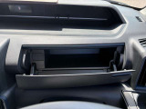 ☆車の保険は買ったところで加入するのがベストです。保険に関しても大手保険代理店をしておりますので安心してお任せください。不慮の事故の際も自社鈑金工場と連携して修理を進めてまいります☆