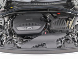 安心のBMW認定中古車は100項目の箇所を徹底的にチェック致します。機械的な箇所や電気系、コンピューターなどをご納車前に点検し、交換基準に達した部品は全て新品に修理返品した後にご納車致します。