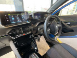 運転中の視線移動を抑えるのに適したレイアウトのインストルメントパネル