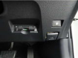 ETC!料金所も止まる事無くスイスイです!窓を開ける必要も無いので雨や花粉、排気ガスの浸入もありません!今や必需品ですネ!
