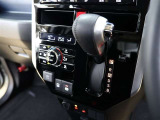 電動パーキングブレーキ装備でブレーキホールドで楽々。