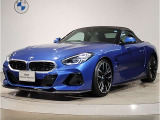 BMW Z4 20iが入庫しました! 3Ddesignカーボンスポイラーとマフラーのカスタム車両で魅力の一台です。
