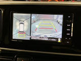 全方位モニターがついています! 車の周囲を360&deg;安全確認できるので、普段の駐車はもちろんの事、縦列駐車や幅寄せの際にも活躍してくれますよ。