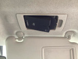 ETCが装着されています。再セットアップ後高速道路の料金所をノンストップで通過できて大変便利です。