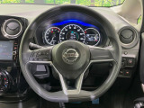 【ステアリングスイッチ】運転中、前方から目線をそらすことなく、オーディオ等の操作が可能な便利機能!安心&快適なドライブを演出してくれます♪
