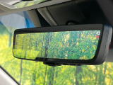 【デジタルインナーミラー】後席の大きな荷物や同乗者で後方が確認しづらい時でも安心!カメラが撮影した車両後方の映像をルームミラー内に表示。クリアな視界で状況の確認が可能です!