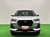 多様なライフスタイルやニーズにお応えする1.2Lガソリンエンジン搭載ロッキーが入荷致しました。