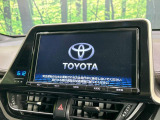 【純正9型ナビ】人気の純正ナビを装備。オーディオ機能も充実しており、Bluetooth接続すればお持ちのスマホやMP3プレイヤーの音楽を再生可能!毎日の運転がさらに楽しくなります!!