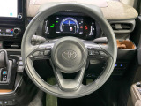 【純正革巻きステアリング】上質な革を使用することで、手にしっかり馴染みとても運転しやすいハンドルです♪