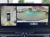 上空から見下ろしているかのように駐車できるアラウンドビューモニター