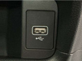 便利な充電用USBジャックも付いています☆周辺機器の充電にご利用頂けます☆