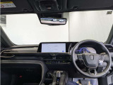 高級感のある運転席回り♪乗っていて落ち着けるデザインです。もちろん使い勝手もとても良いです。