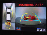 バックガイドモニターを装備しています、車庫入れもラクラクです。パノラミックビューモニターを搭載しています、上からの画像も表示されます。